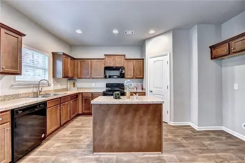 131 Finley Dr, Commerce, GA 30529 photo 12