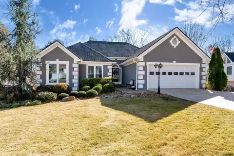 6227 Germantown Dr, Flowery Branch, GA 30542