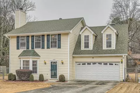 6685 Smoke Ridge Dr, Atlanta, GA 30349