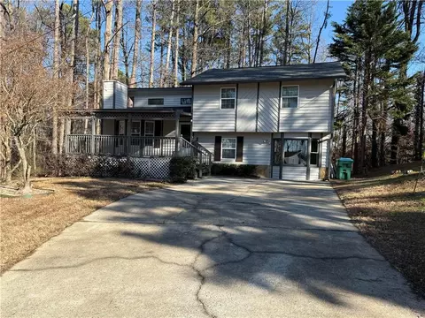 4906 Holbrook Cir, Duluth, GA 30096