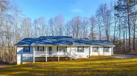 5416 Union Cir, Flowery Branch, GA 30542