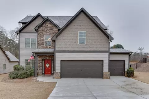 6375 Spring Cove Dr, Flowery Branch, GA 30542