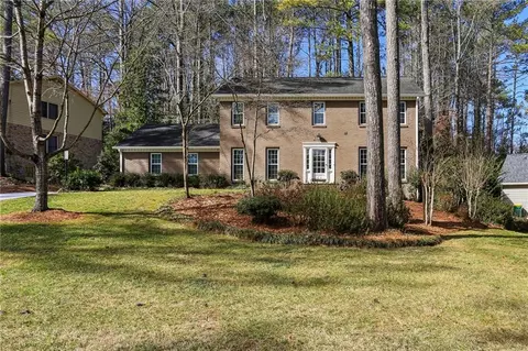 540 Bridgewater Dr, Atlanta, GA 30328