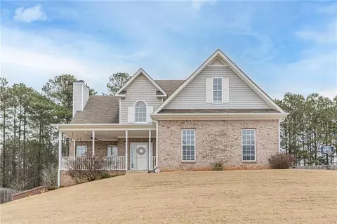 42 Oak Leaf Dr, Dallas, GA 30157