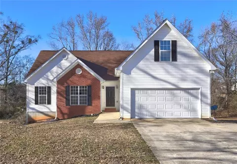 121 Kayla Ct, Griffin, GA 30223