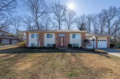 10 Lynn Haven Dr, Rome, GA 30165