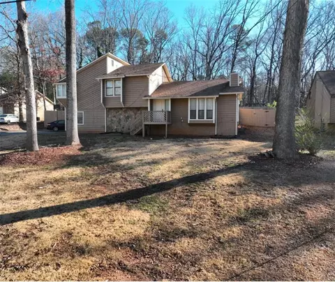 782 Post Road Way, Stone Mountain, GA 30088