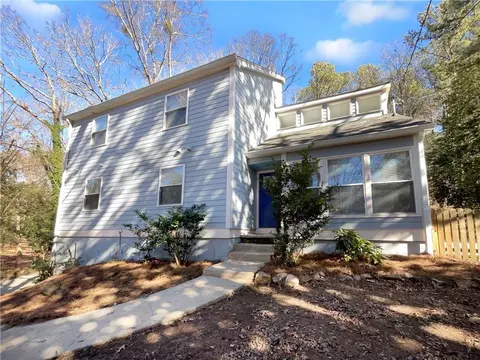6049 Shallow Wood Ct, Douglasville, GA 30135
