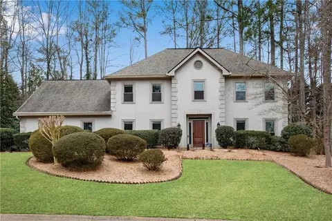 177 Lakeside Dr NW, Kennesaw, GA 30144