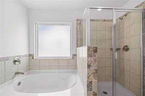 Bath - 13490 Whitman Ln, Covington, GA 30014 photo 1 of 1