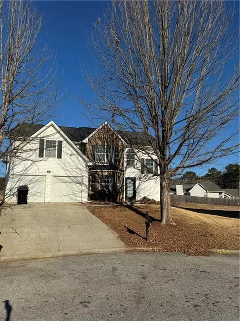 128 Waters Edge Way, Fayetteville, GA 30215