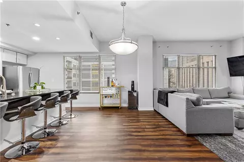565 Peachtree St NE #804, Atlanta, GA 30308