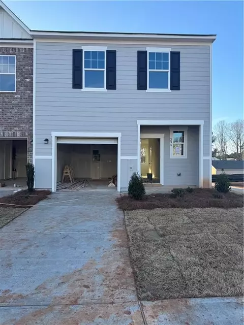 334 Naples Dr, Locust Grove, GA 30248