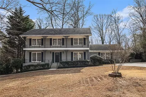 4825 Kenilworth Dr, Stone Mountain, GA 30083