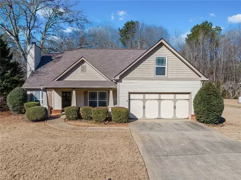 110 Hampton Dr, Jefferson, GA 30549