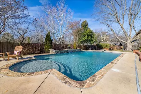 Exterior - 203 Chenocetah Dr, Cornelia, GA 30531 photo 3 of 21