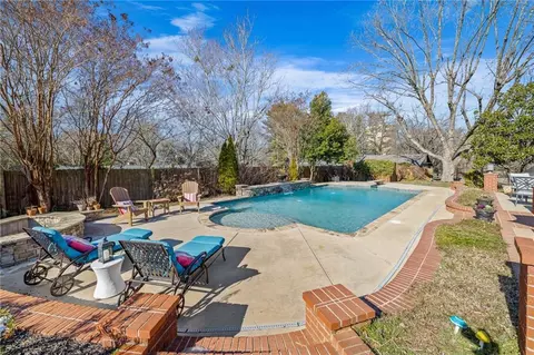 Exterior - 203 Chenocetah Dr, Cornelia, GA 30531 photo 16 of 21