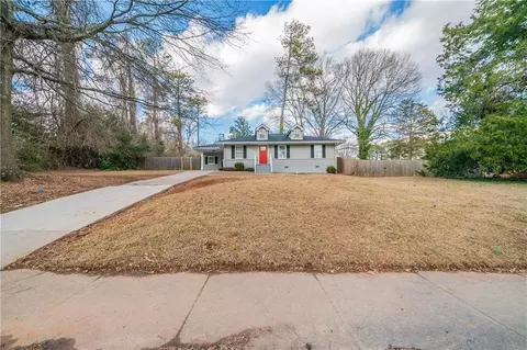 2802 Mcafee Rd, Decatur, GA 30032