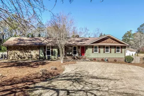 665 Pine Grove Rd, Roswell, GA 30075