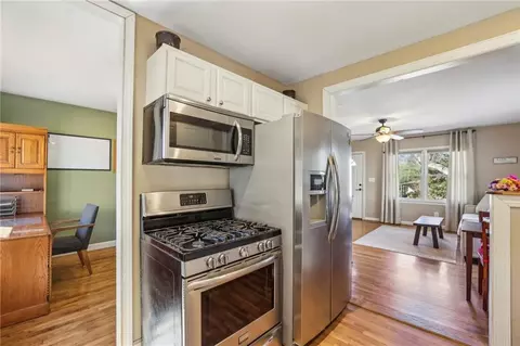 3001 Hilltop Dr, Chamblee, GA 30341 photo 10