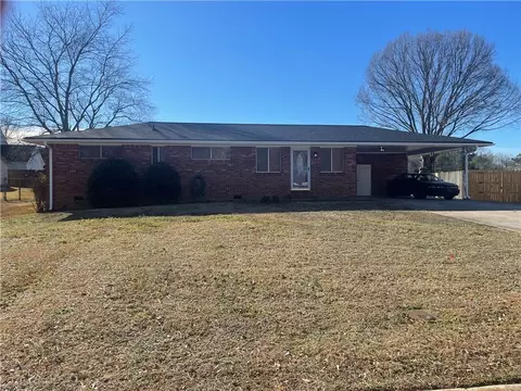 16 Spring St, Cartersville, GA 30120