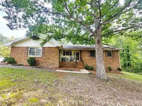 1825 Francis Dr, Conyers, GA 30094