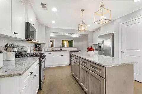 Kitchen - 317 Linman Dr, Lagrange, GA 30240 photo 3 of 5
