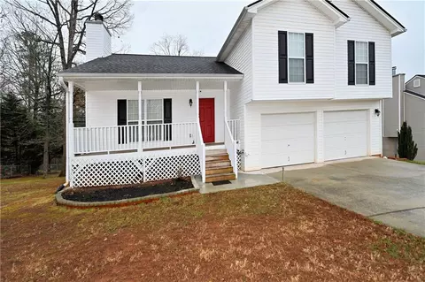 5315 Skyland Ct, Lula, GA 30554