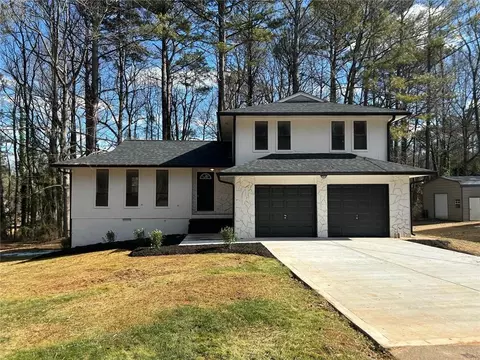 3541 Weathered Wood Dr, Ellenwood, GA 30294