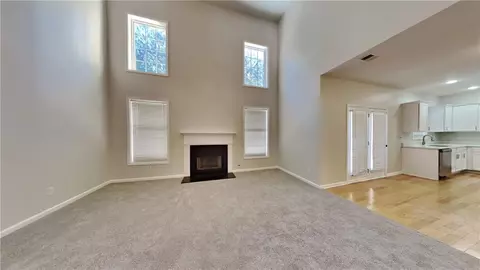 Living - 948 Maple Leaf Dr, Mcdonough, GA 30253 photo 2 of 3
