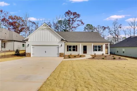 8920 Callaway Dr, Winston, GA 30187