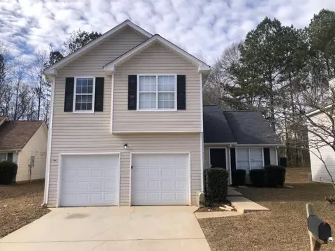 6735 Pole Creek Dr, Lithonia, GA 30058