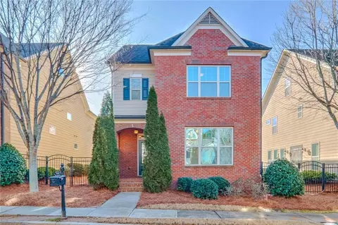 457 Raven Brook Ln, Suwanee, GA 30024