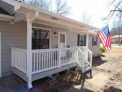 118 Caldwell Dr, Hampton, GA 30228 photo 4