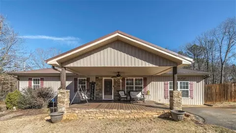 Exterior - 47 Perry Ln, Buchanan, GA 30113 photo 2 of 6