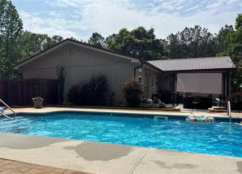 Exterior - 47 Perry Ln, Buchanan, GA 30113 photo 3 of 6