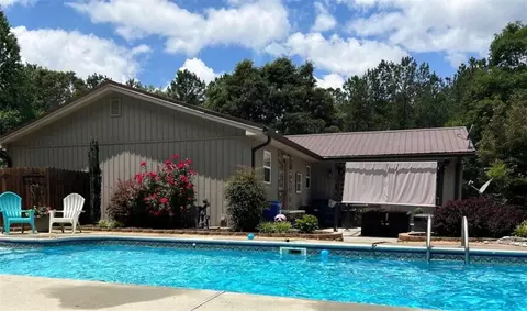Exterior - 47 Perry Ln, Buchanan, GA 30113 photo 4 of 6