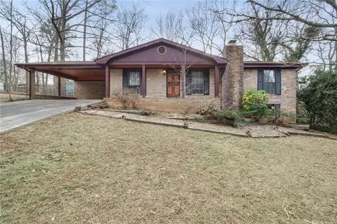 4956 Oakdale Dr, Douglasville, GA 30135