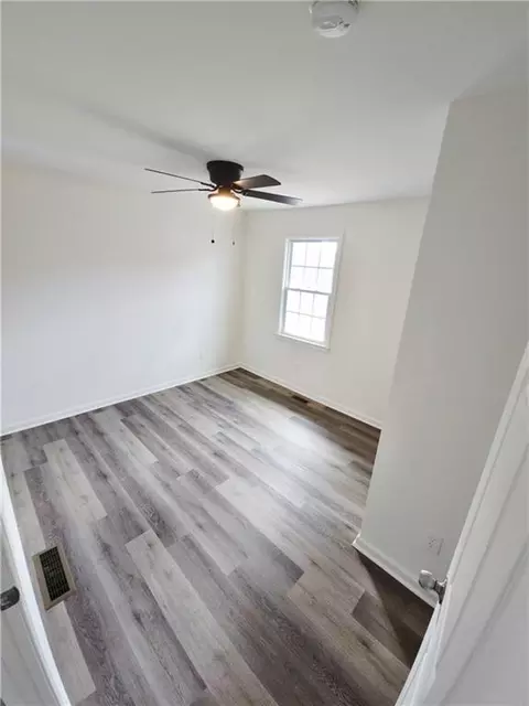 Bedroom - 1118 Brookhaven Cir, Toccoa, GA 30577 photo 5 of 7