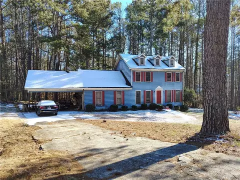 804 Bankshire Dr, Suwanee, GA 30024