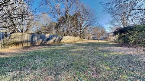 Exterior - 4217 Pullman Ct, Austell, GA 30106 photo 2 of 3