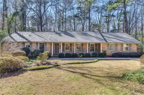 4392 Huntington Cir, Atlanta, GA 30338