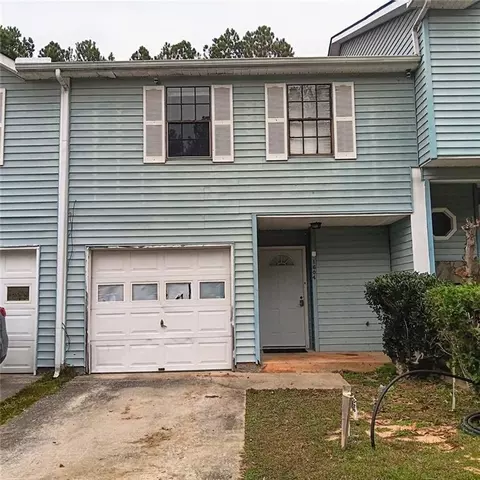 1604 Pine Tree Trl, Atlanta, GA 30349