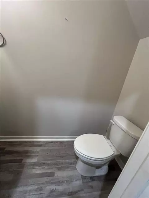 Bath - 2640 Parrish Ct, Lithonia, FL 33038 photo 3 of 4