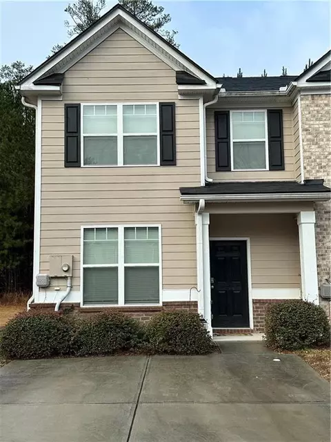 Exterior - 2640 Parrish Ct, Lithonia, FL 33038 photo 1 of 2