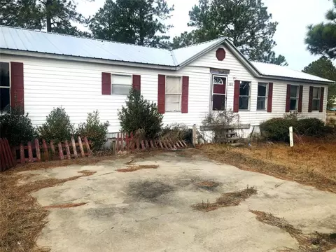 200 Greenbriar Cir, Ocilla, GA 31774