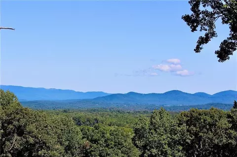135 Twisted Oak Rd, Talking Rock, GA 30175