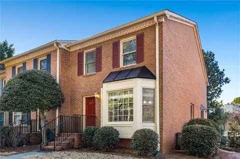 2027 Raleigh Tavern Dr, Roswell, GA 30076
