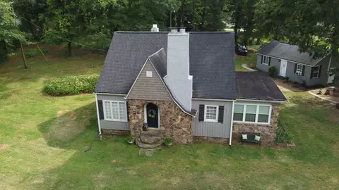 111 Sunset Dr, Lindale, GA 30147