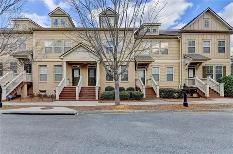 686 Village Field Ct, Suwanee, GA 30024